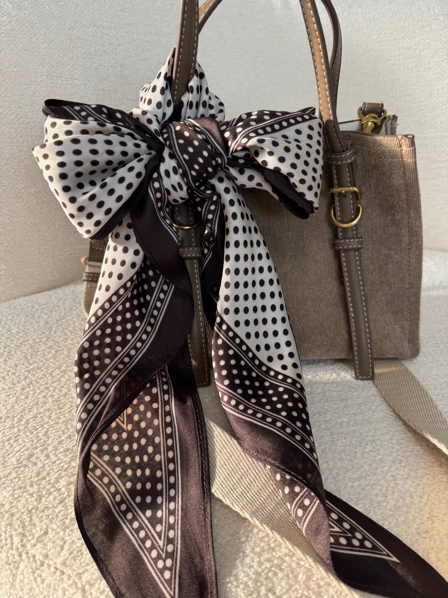 FOULARDS POIS (4coloris)