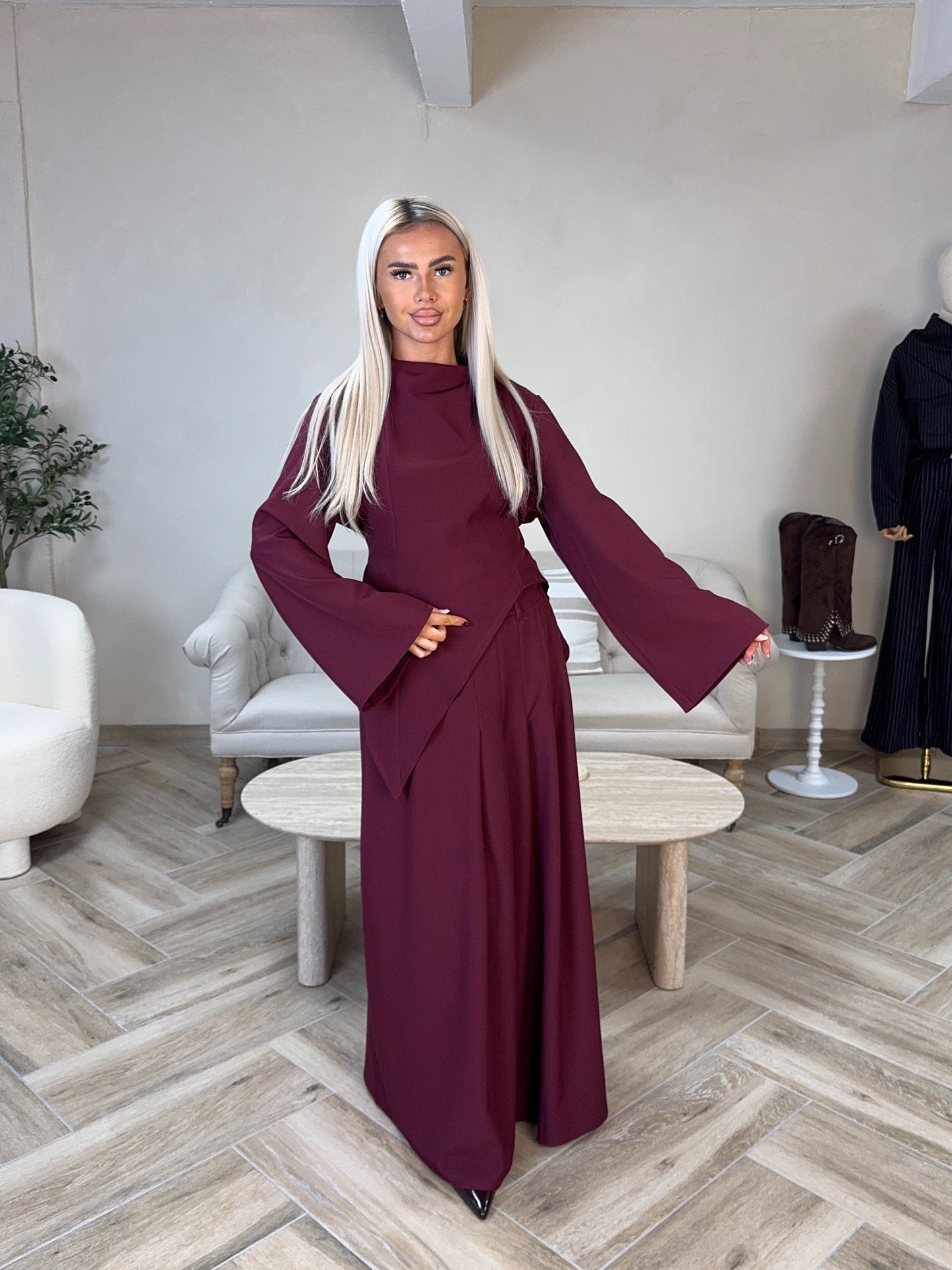 ENSEMBLE SIRINE ( beige ou bordeaux )