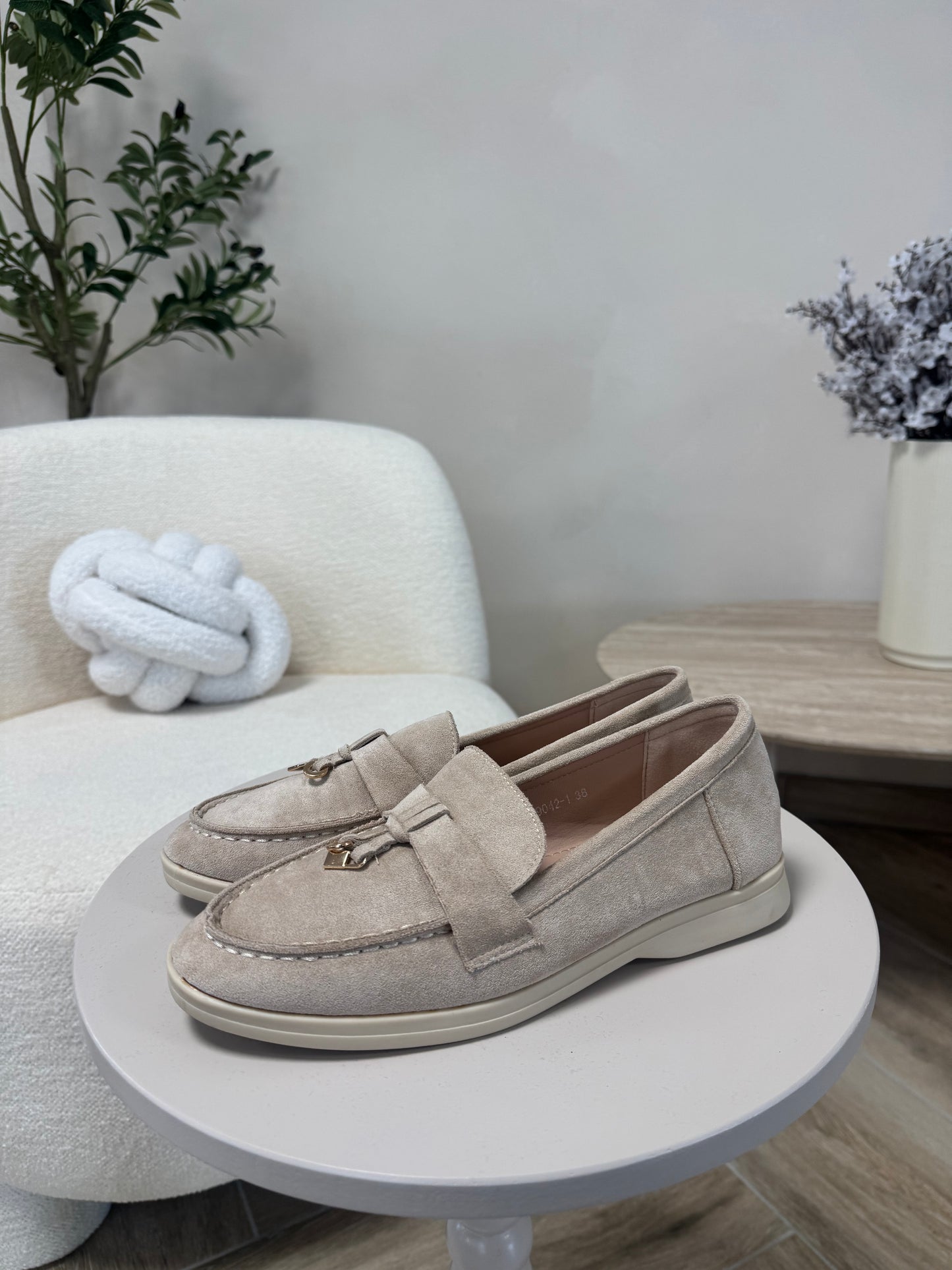 MOCASSIN BEIGE